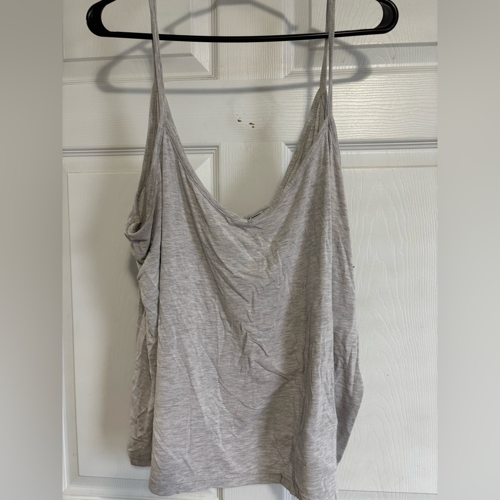 Basic grey tank top